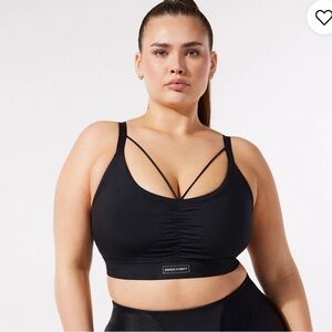 Savage X Fenty Curve Alert Medium Impact